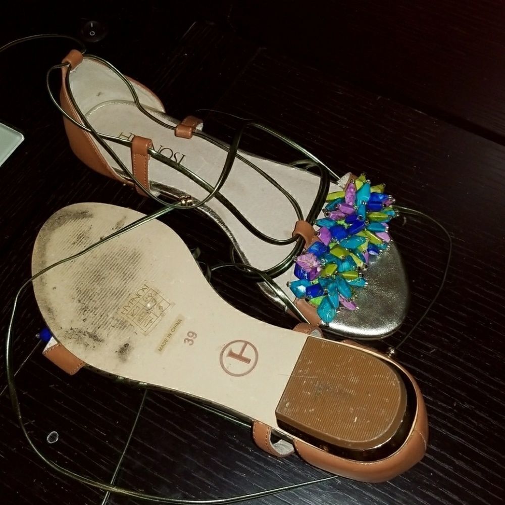 Sandals - Picture 3 of 3